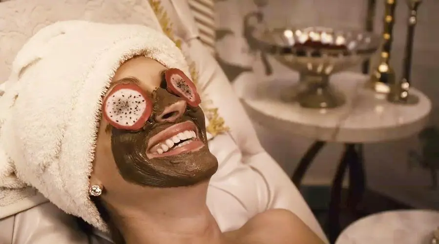 潘丽雅大便面膜最新款