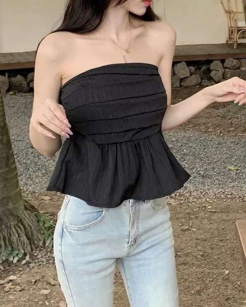 黑色雪纺背心怎么搭配什么外套