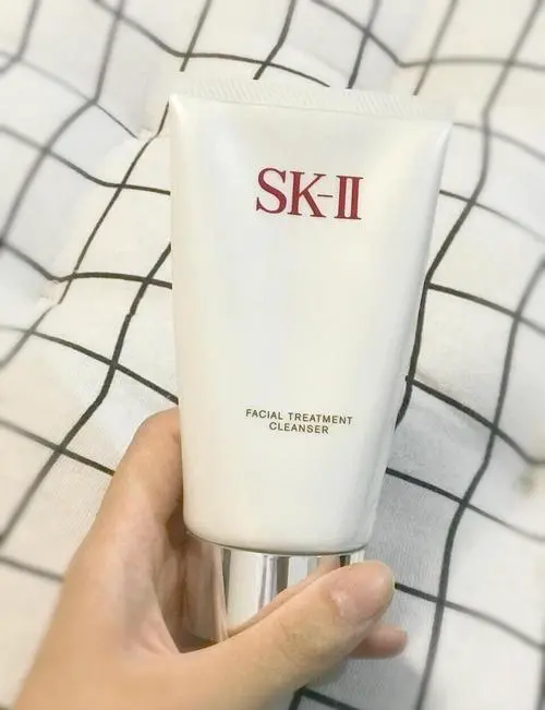 sk2洗面奶怎么起泡