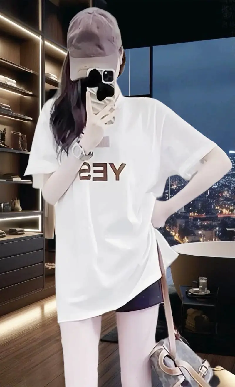 白色长版短袖怎么搭配