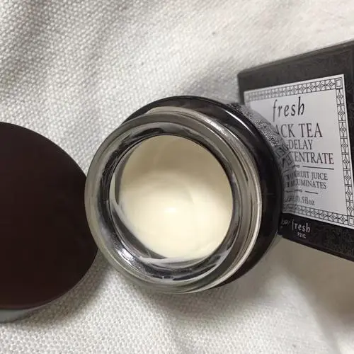 馥蕾诗红茶眼霜最新版本