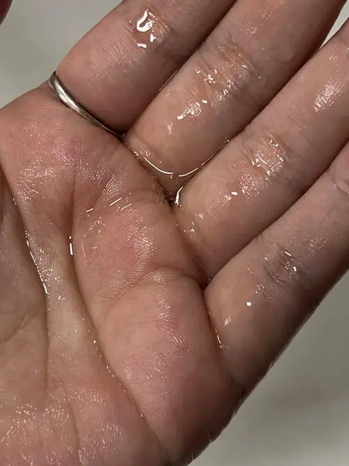 微妮洗面奶怎么样