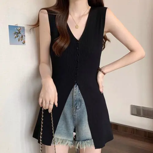 黑色中款上衣怎么搭配图片大全