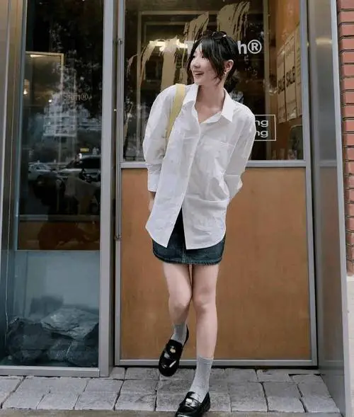 衬衣下身怎么搭配