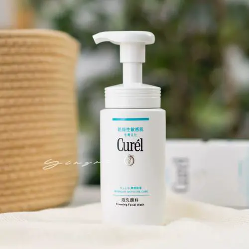 珂润洗面奶是怎么用的