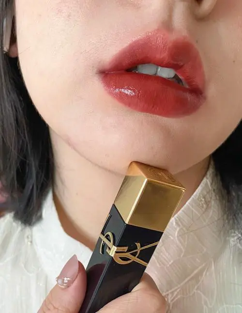 伊夫圣罗兰最新款口红