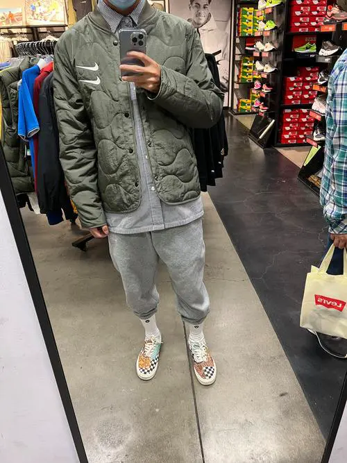 vans板鞋要怎么搭配什么裤子好看