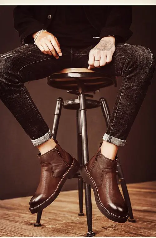 男士高帮高跟皮鞋怎么搭配什么裤子好看