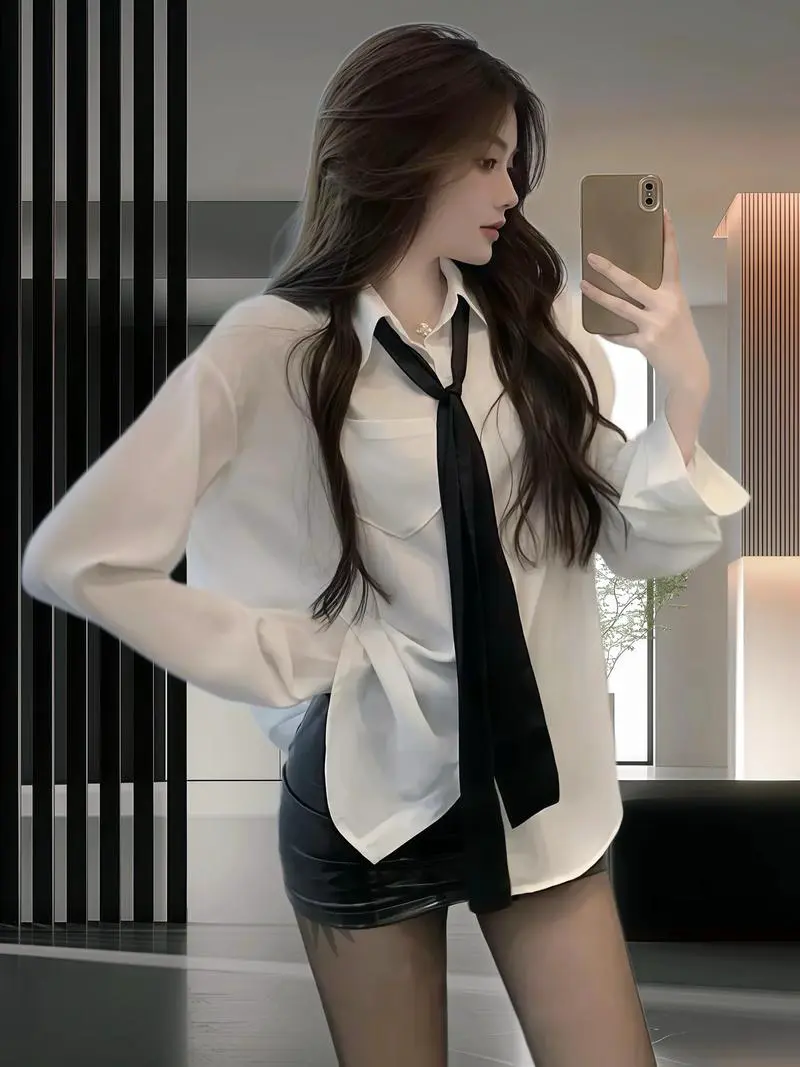 白色长上衣怎么搭配好看