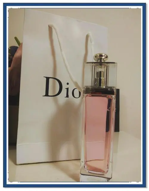 迪奥最新版粉红魅惑香水