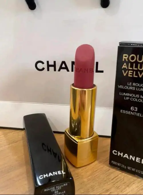 香奈儿最新唇膏怎么用