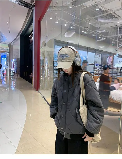 短棒球棉衣怎么搭配图片