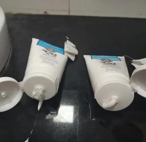 泰国牛奶洗面奶怎么说