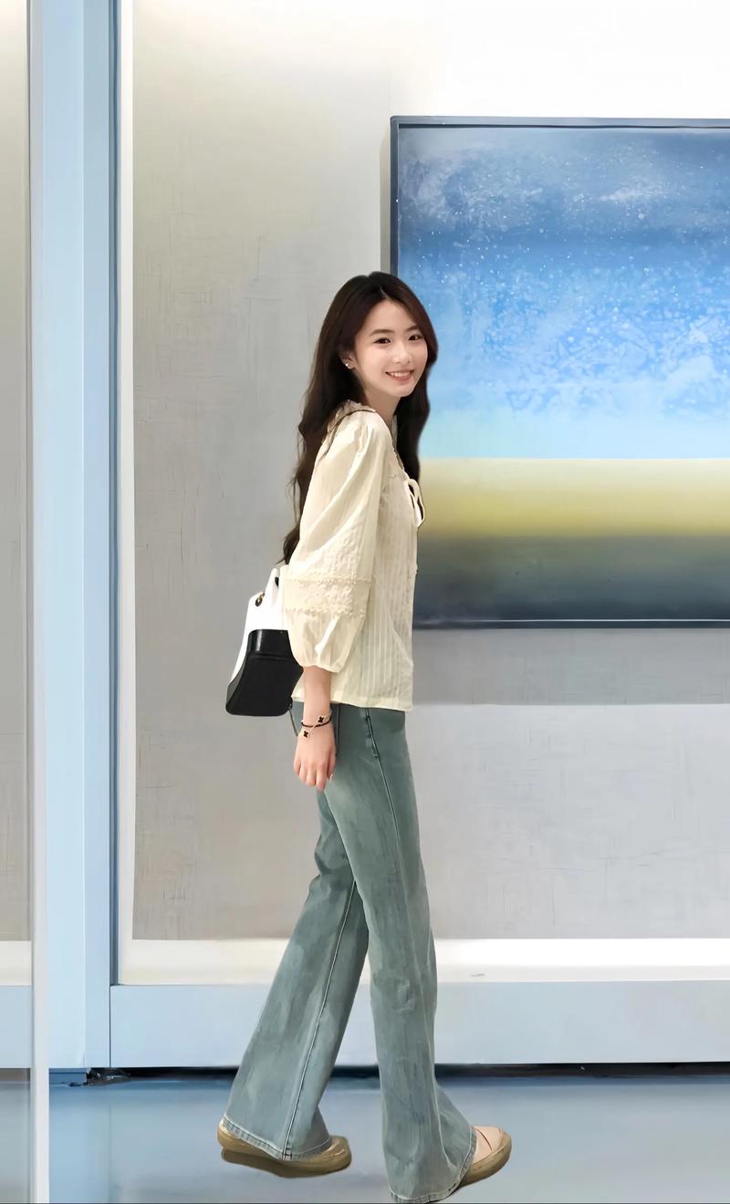 雪纺长外套怎么搭配裤子