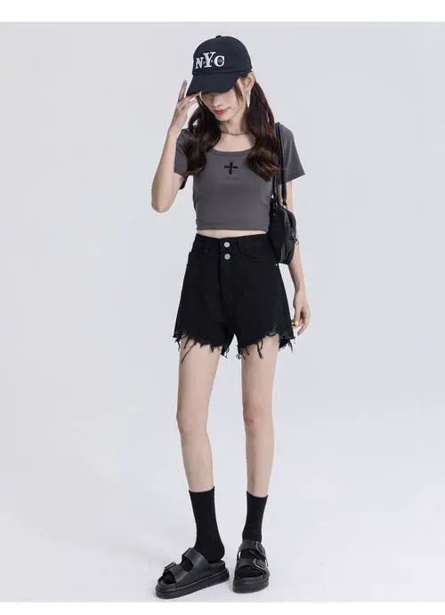 a字裤怎么搭配上衣图片欣赏