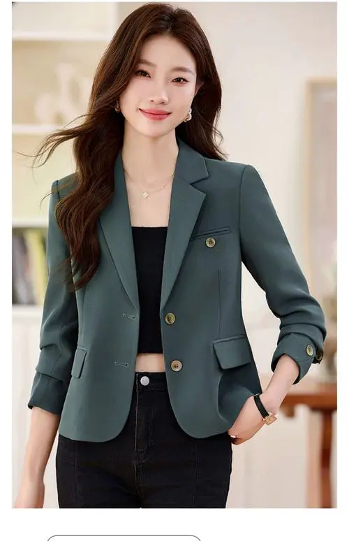 西装女生外套怎么搭配衣服好看