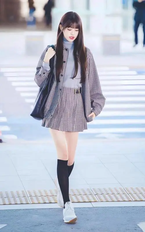 小腿袜怎么搭配衣服图片