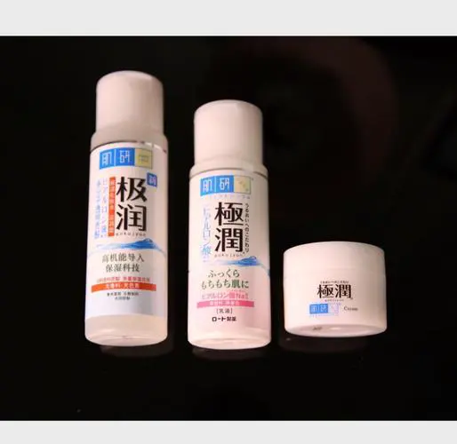 肌研极润保湿洗面奶怎么样