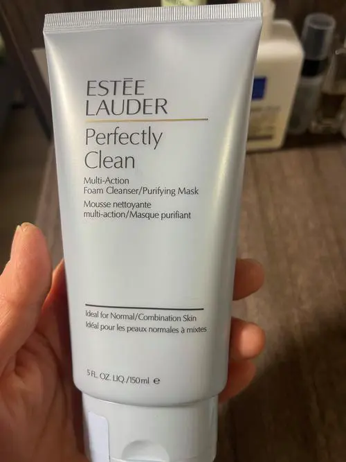 雅诗兰黛好的洗面奶怎么样