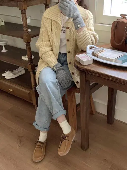 冬季针织外套怎么搭配