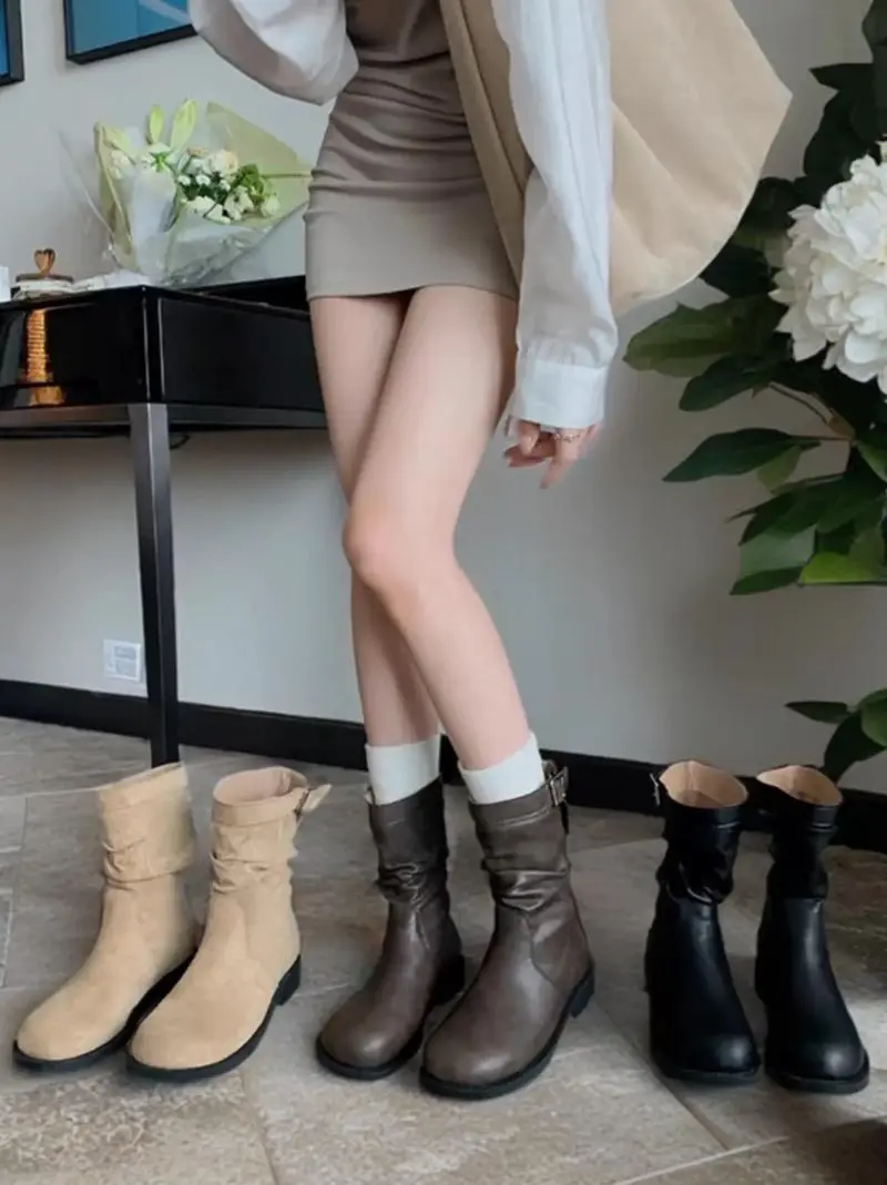 大粗跟靴子怎么搭配