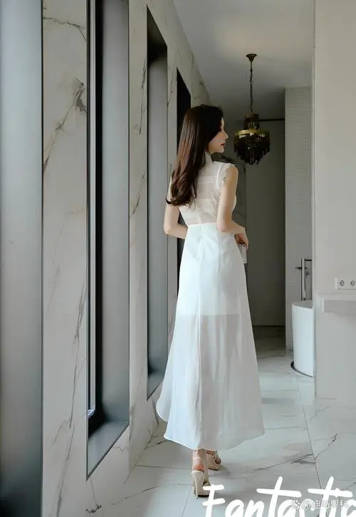 纱纱连衣裙怎么搭配