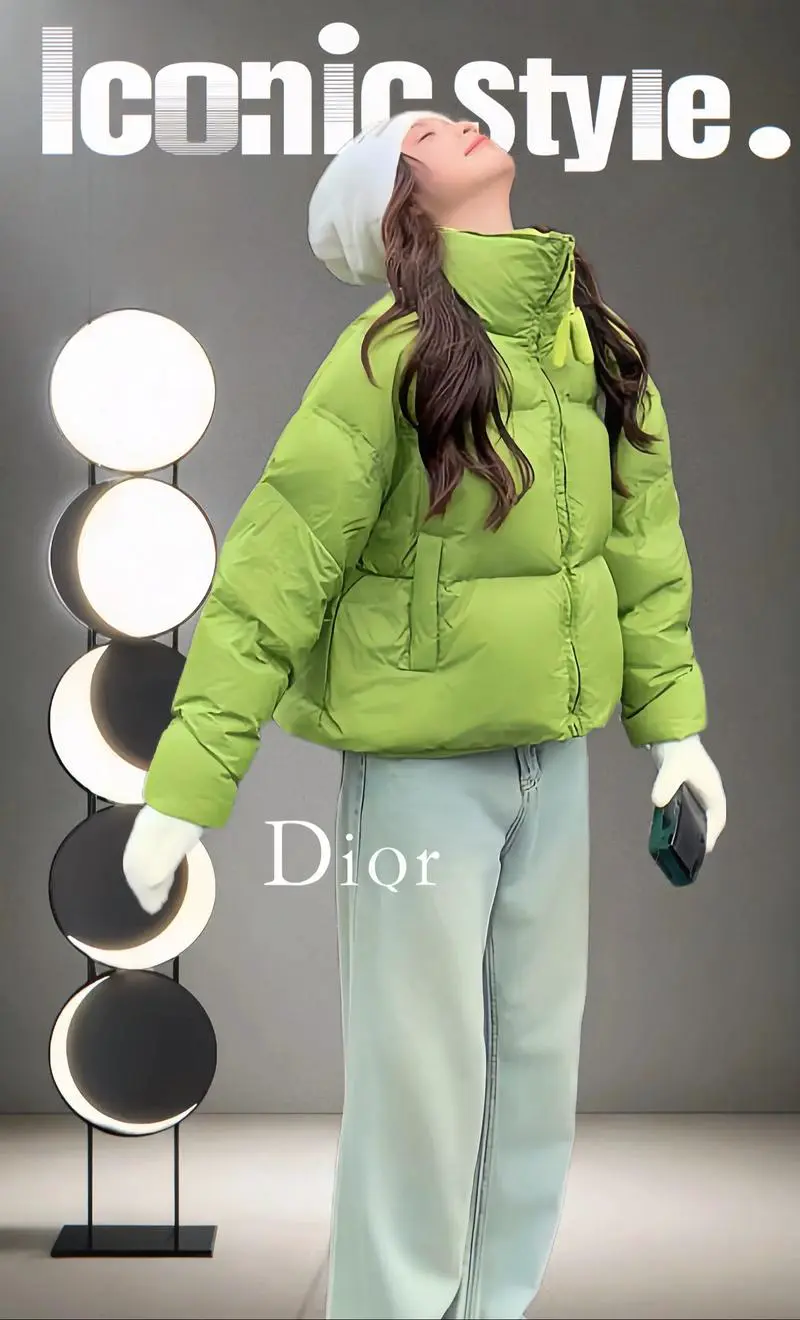 短款外套绿色怎么搭配衣服图片欣赏