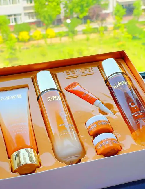 最新上市巧茜妮化妆品