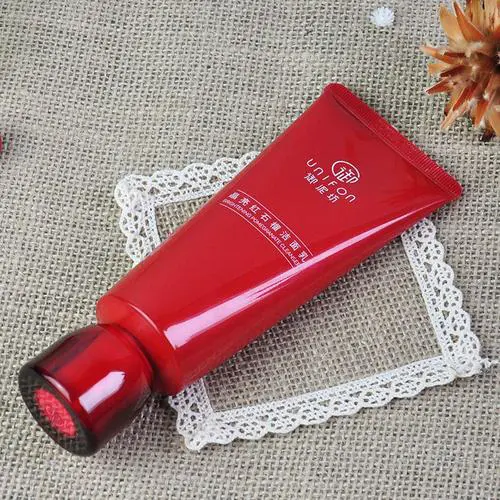 红石榴御泥坊洗面奶怎么样