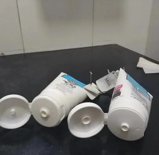 泰国的洗面奶生产日期怎么看