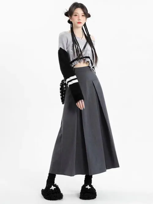 灰色运动长裙怎么搭配衣服好看图片