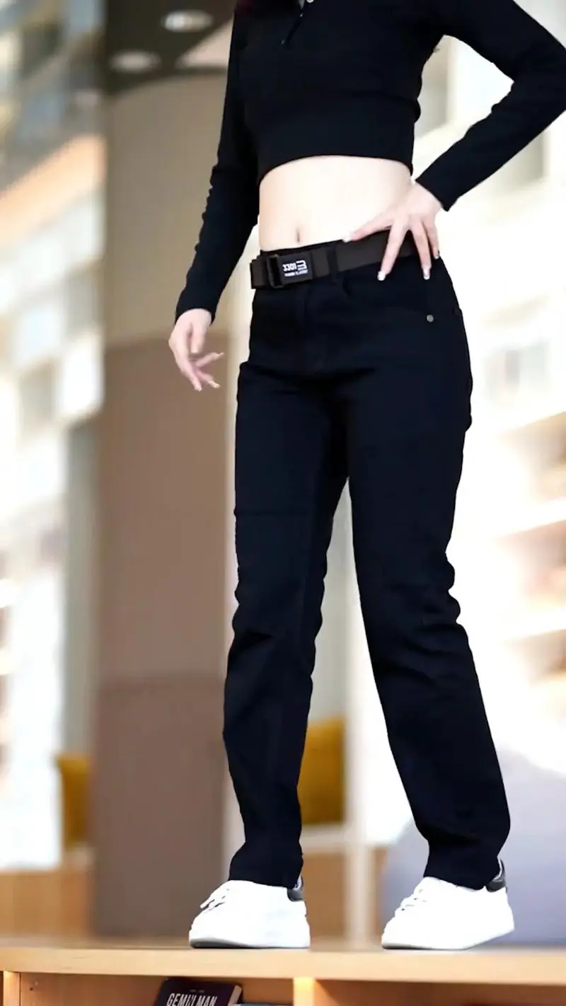 男士的黑色裤子怎么搭配