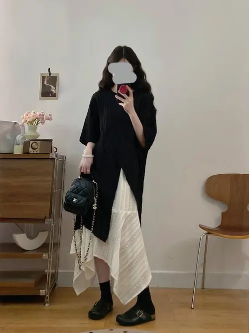 t恤长款前开叉怎么搭配图片