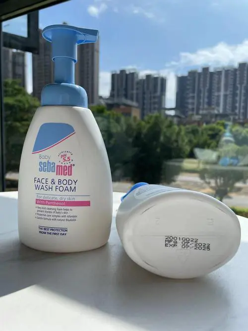 施巴保湿洗面奶怎么样