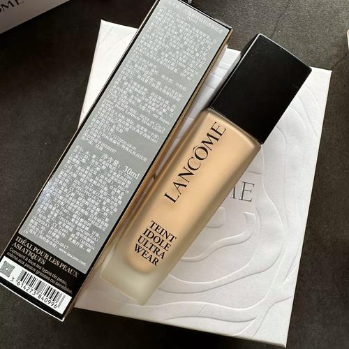 兰蔻最新的粉底液