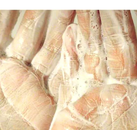 绿茶泥洗面奶怎么样