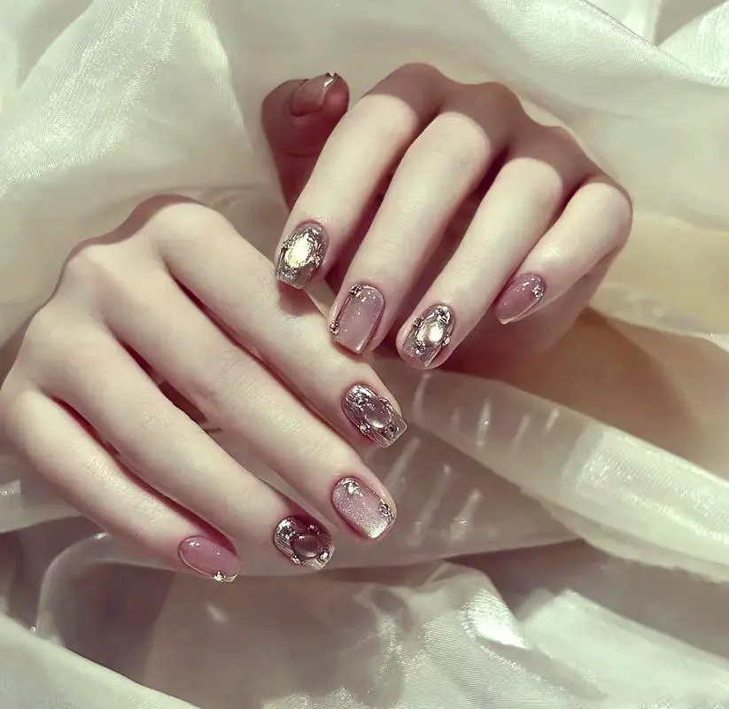 猫眼指甲怎么搭配图片