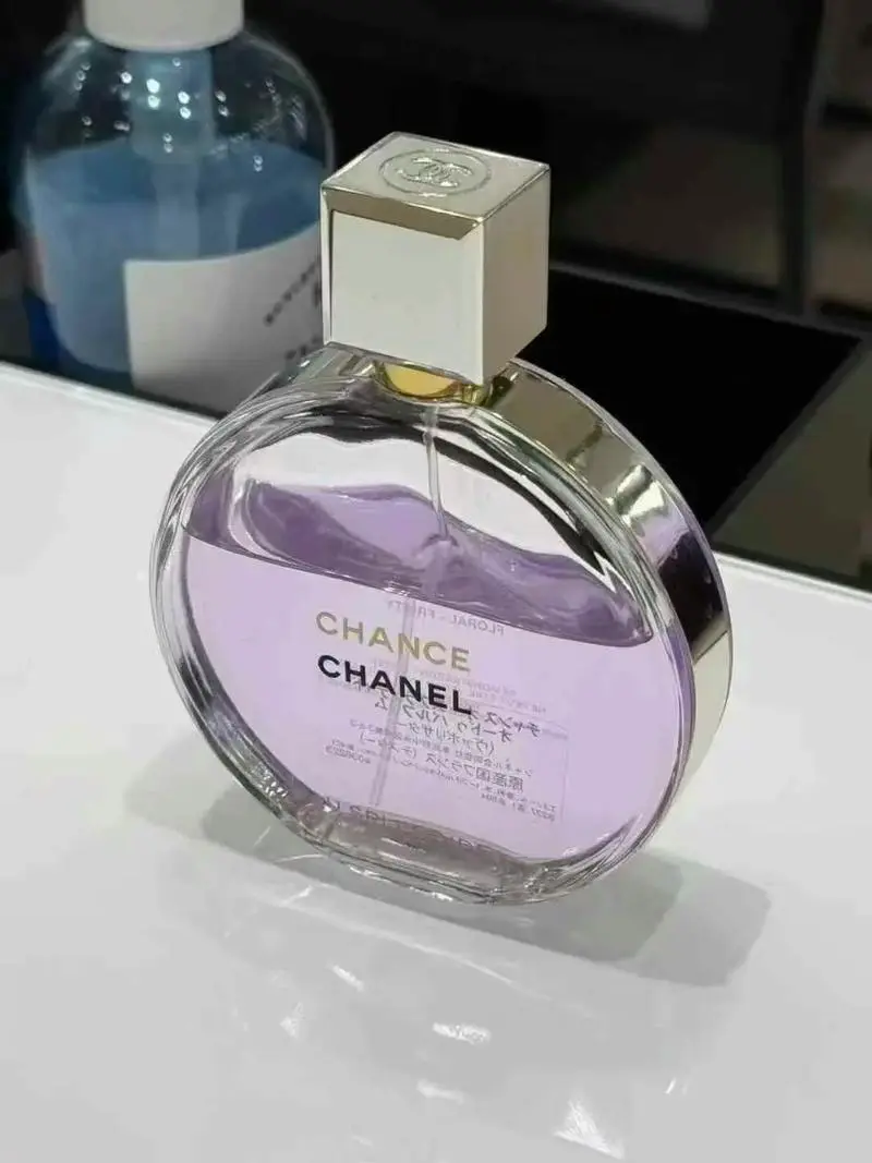 香奈儿邂逅最新款是