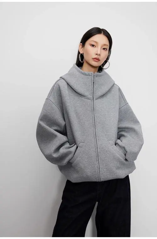 灰色卫衣夏天怎么搭配图片