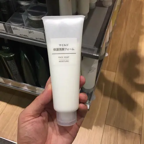 无印良品保湿温和泡沫洗面奶怎么样