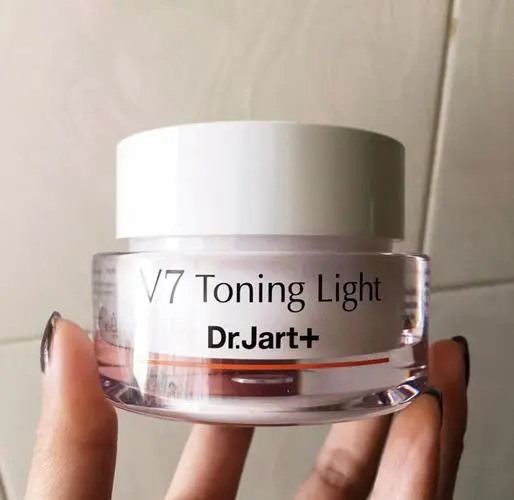 2017最新v7素颜霜真假