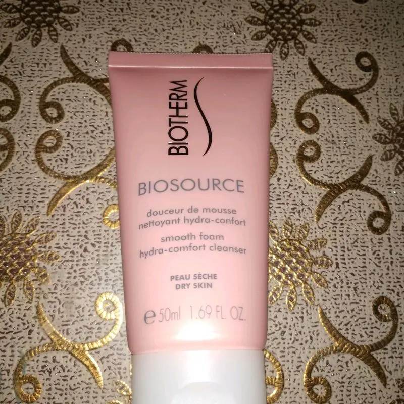 碧欧泉洗面奶粉色怎么样