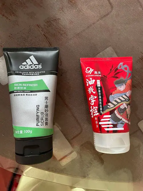 阿迪达斯洗面奶男士用怎么样