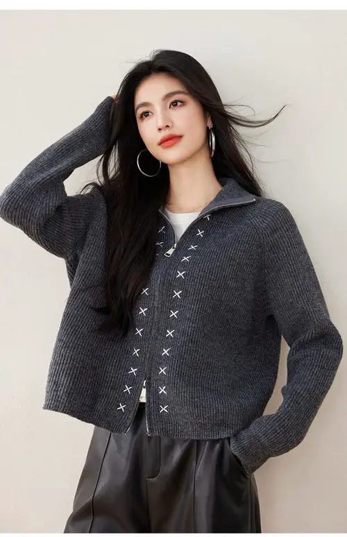 冬季针织外套怎么搭配衣服图片