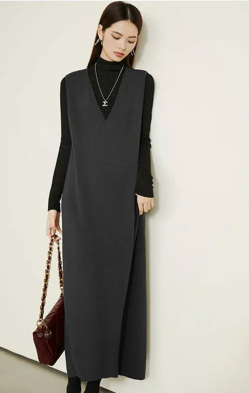 超长无袖连衣裙怎么搭配外套