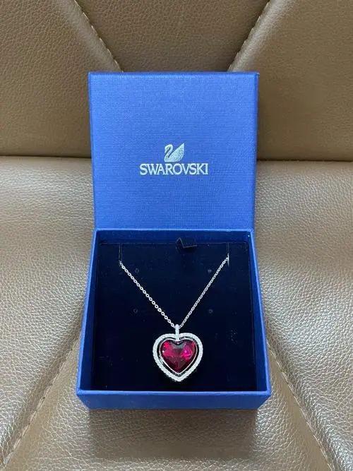 施华洛世奇 吊坠 最新