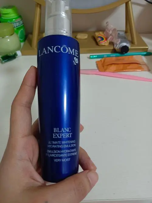 兰蔻最新款臻白水