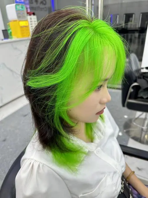 绿色染色怎么搭配