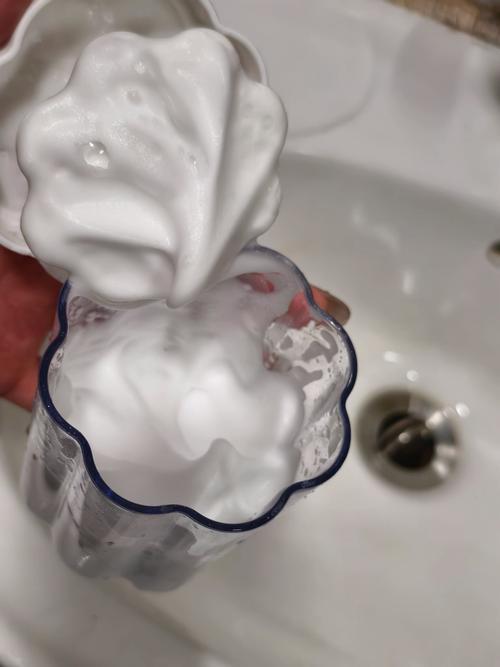 洗面奶不起沫怎么回事