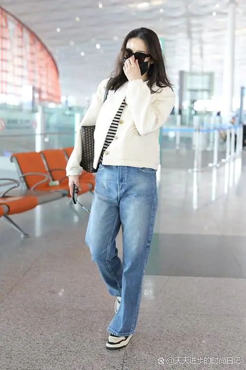 白夹克和短袖怎么搭配图片